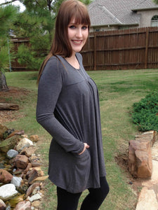 Top Zoe - Charcoal - The Ruby Lotus Boutique